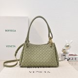 TOP Bottega Veneta Medium Parachute bag