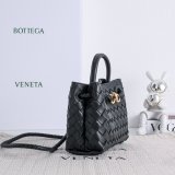 Bottega Veneta leather Mini Andiamo Bag