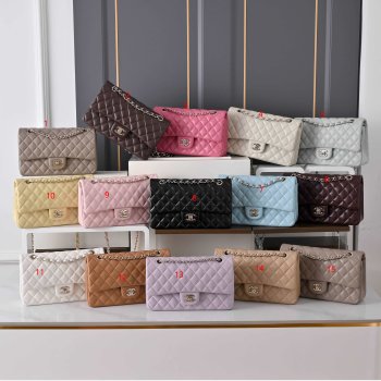 The Luxury Bag I Reach for Most 2026 Classic Flap Medium A01112 Bag