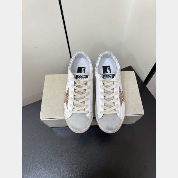 Women Super-Star with gold glitter star and ice-gray suede inserts