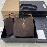Top LE 5 A 7 supple crossbody in suede