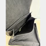 SOFT TRIOMPHE BESACE IN SUPPLE SHINY LAMBSKIN BLACK