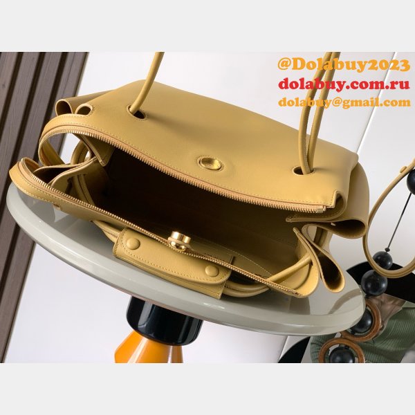 Medium Madrid bag in supple grained calfskin Yellow