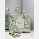 2026 DIOR Book tote